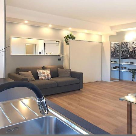 Smart Studio Milano - 1Min From The Subway Eksteriør bilde